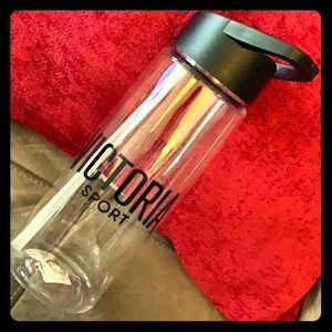 VICTORIA SPORT /V. Secret Water Bottle 💧💦